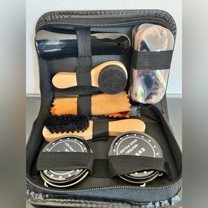 Travel Shoe Polish Small kit. Set of 6 pc.